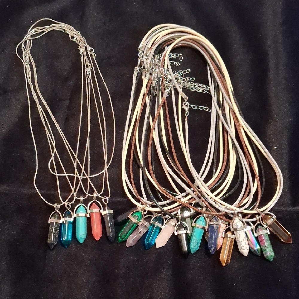 Elegant Crystal Pendant Necklace RANDOM COLOR